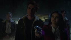 RD-Caps-5x19-Riverdale-RIP-69-Tom-Archie-Veroncia-Jughead