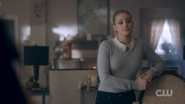 RD-Caps-2x09-Silent-Night-Deadly-Night-22-Betty