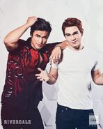 RD-S3-Charles-Melton-KJ-Apa