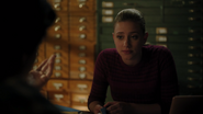 RD-Caps-4x06-Hereditary-79-Betty