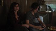 RD-Caps-3x13-Requiem-for-a-Welterweight-02-Gladys-Jughead