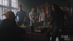 RD-Caps-3x16-Big-Fun-01-Mr.-Weatherbee-Kevin-Evelyn-Hermione