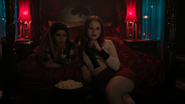 RD-Caps-4x16-The-Locked-Room-111-Toni-Cheryl.png (1.38 MB)