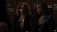 RD-Caps-5x15-The-Return-of-the-Pussycats-89-Valerie-Melody