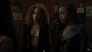RD-Caps-5x15-The-Return-of-the-Pussycats-89-Valerie-Melody.jpg (95 KB)
