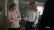 RD-Caps-2x12-The-Wicked-and-The-Divine-62-Betty-Alice.png (1.31 MB)