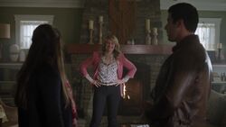 RD-Caps-3x14-Fire-Walk-With-Me-03-Alice