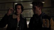 RD-Caps-3x17-The-Raid-113-Jughead-Archie