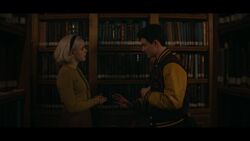 CAOS-Caps-4x05-Deus-Ex-Machina-13-Sabrina-Nicholas