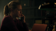 RD-Caps-4x06-Hereditary-70-Betty