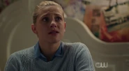 Season 1 Episode 6 Faster, Pussycats! Kill! Kill! Betty crying.png (1.35 MB)