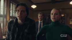 RD-Caps-4x19-Killing-Mr-Honey-106-Jughead-Betty