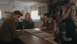 RD-Caps-6x06-Unbelievable-01-Archie-Betty-Jughead-Alice