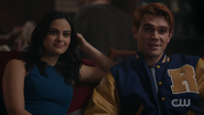 RD-Caps-2x14-The-Hills-Have-Eyes-18-Veronica-Archie