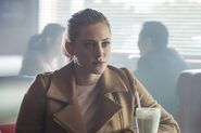 RD-Promo-2x08-House-of-the-Devil-04-Betty
