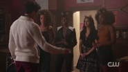 RD-Caps-2x05-When-a-Stranger-Calls-60-Nick-Valerie-Josie-Veronica-Melody.png (897 KB)
