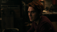 RD-Caps-4x17-Wicked-Little-Town-95-Archie