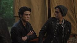 RD-Caps-3x09-No-Exit-120-Reggie-Jughead