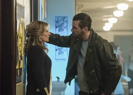 RD-Promo-2x17-The-Noose-Tightens-03-Alice-FP