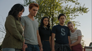 RD-Caps-4x01-In-Memoriam-57-Woman-Archie-Veronica-Jughead-Betty