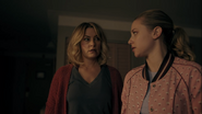 RD-Caps-4x03-Dog-Day-Afternoon-94-Alice-Betty