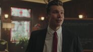 RD-Caps-4x13-The-Ides-of-March-36-Bret