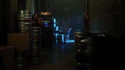 RD-Caps-3x03-As-Above-So-Below-67-Toni-Veronica-Cheryl