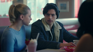 Season 1 Episode 8 The Outsiders Jughead Betty