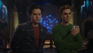 RD-Caps-6x05-The-Jughead-Paradox-67-Jughead-Archie.jpg (110 KB)