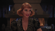 RD-Caps-6x08-The-Town-22-Penelope