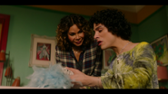 KK-Caps-1x06-Mama-Said-43-Luisa-Jorge.png (1.63 MB)