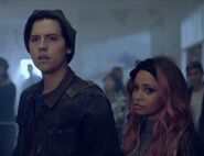 RD-Promo-2x06-Death-Proof-20-Toni-Jughead