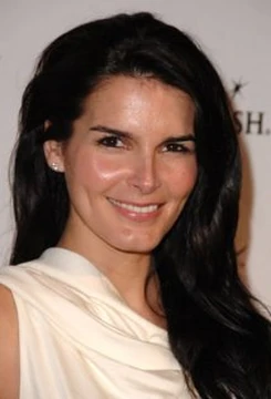 Angie Harmon foto rivista Allure
