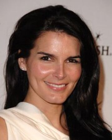 Has angie harmon ever been nude