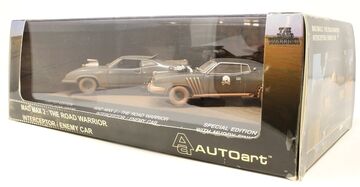 Mad Max 2: The Road Warrior - Interceptor / Enemy Car
