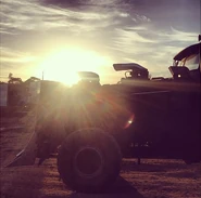 War Rig sunset.jpg (103 KB) War Rig sunset