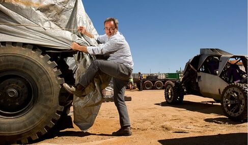 Colin Gibson with the Boneyard Mongrel in the back