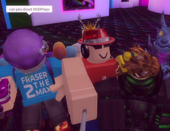 Community Azuc Roblox Wikia Fandom - how to get all new event items guide roblox pizza party