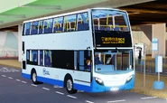 都巴派出Enviro400 (RA1478) 行走353線