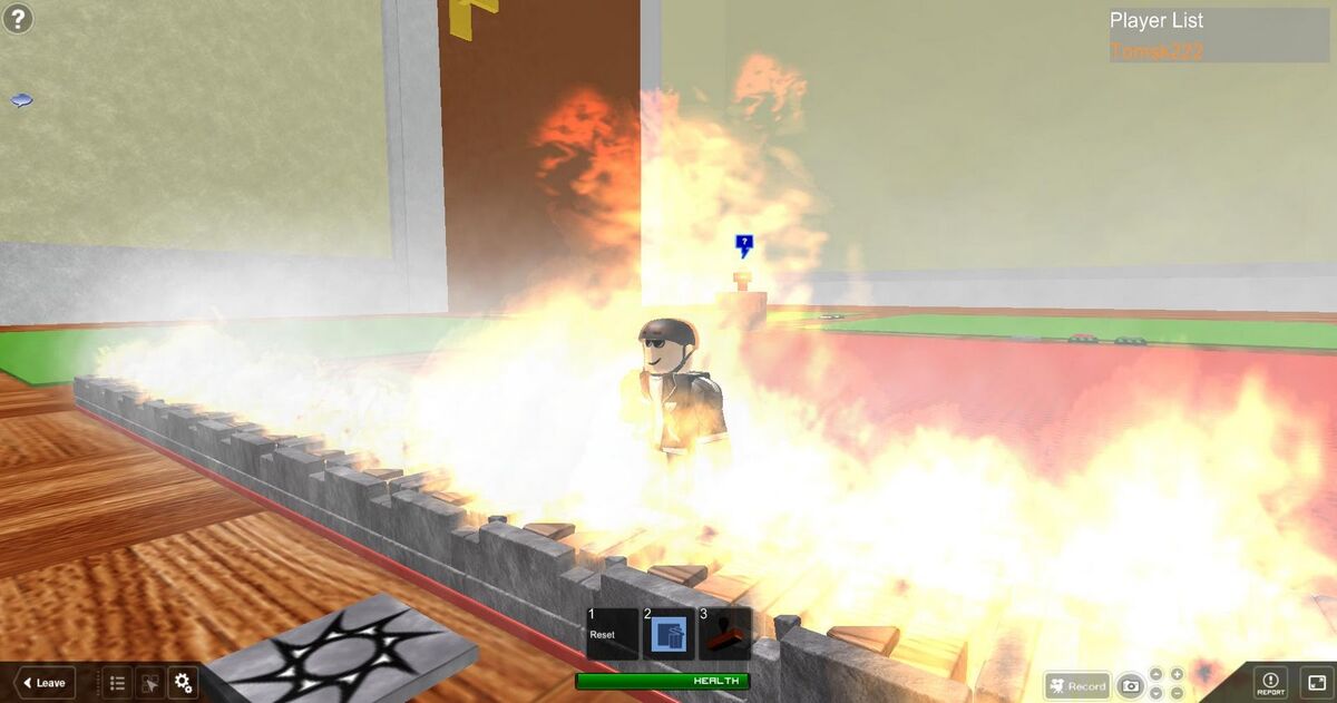 Everytime i open Roblox. It Freezes like this and crashes