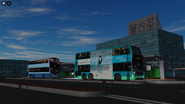 分别属龙洛巴士及纵横交通的ADL Enviro500 MMC及富豪B9TL抵达黄合荃码头