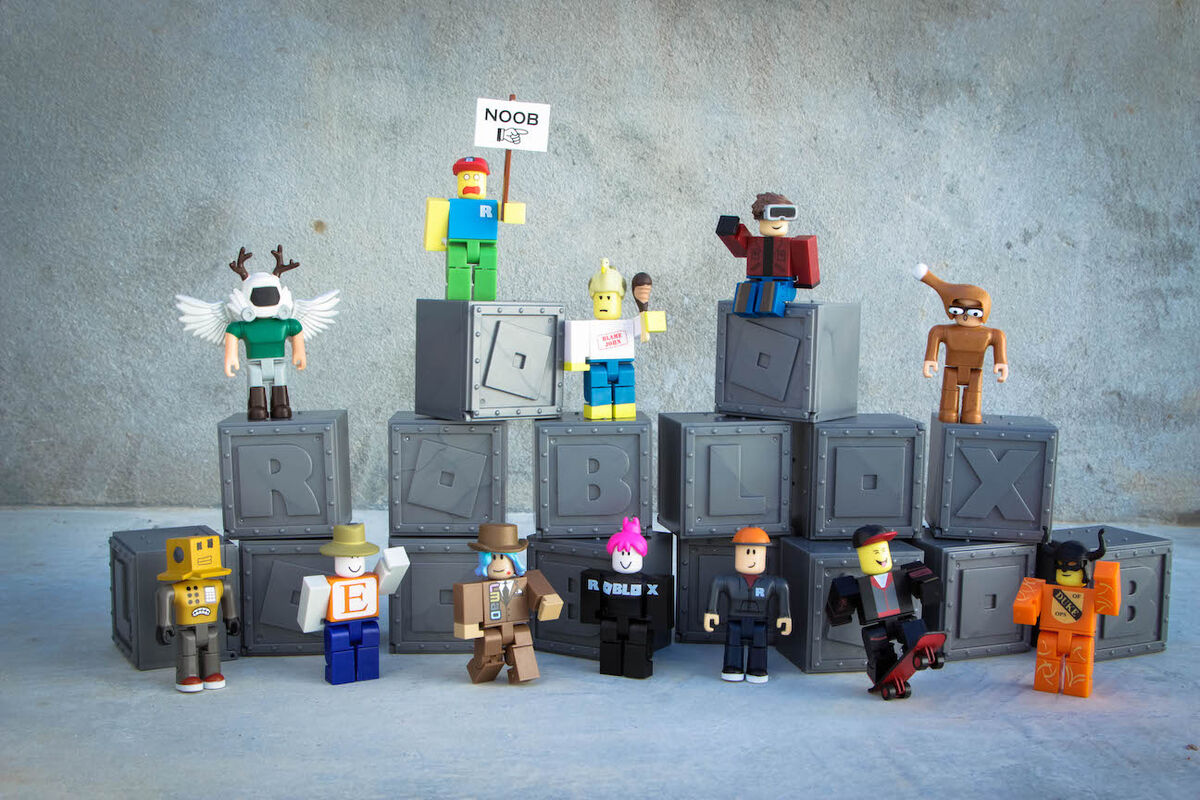 Roblox Mini Figures Blocky Bring Tix Back Figure!