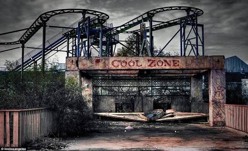 Abandoned Long Ago Roblox Creepypasta Wiki Fandom - roblox six flags park of death