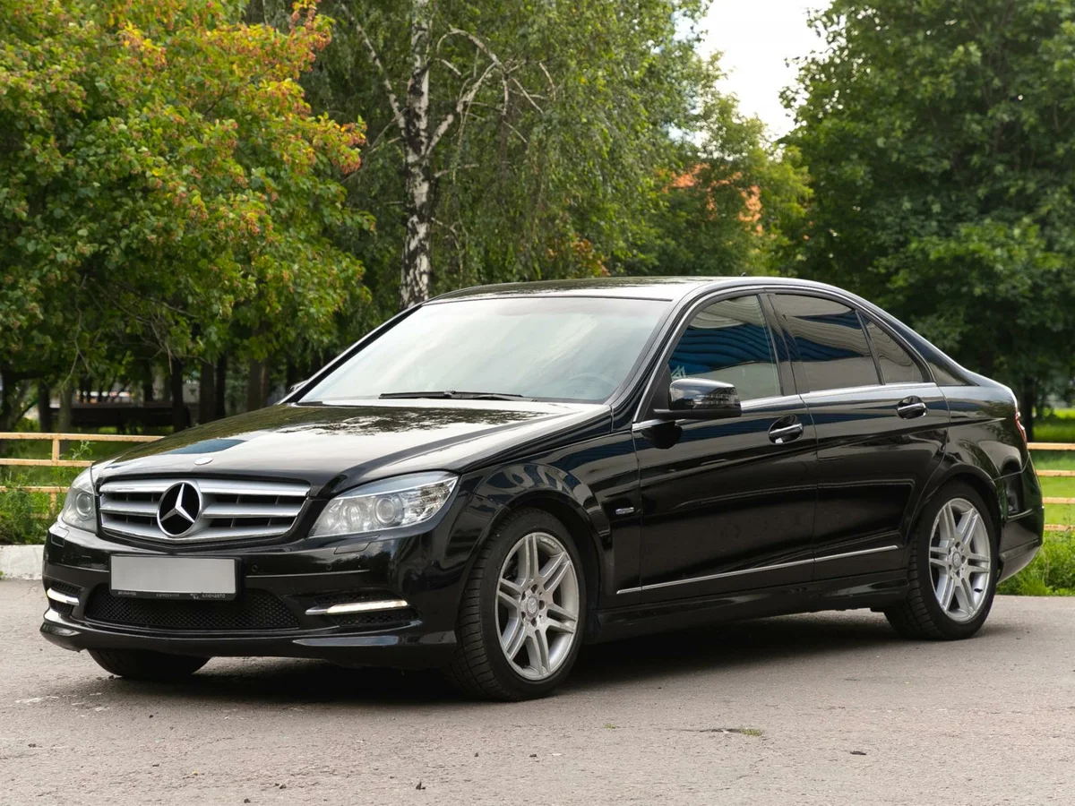 2010 е. Mercedes c class 2010. Mercedes Benz w204 2010. Мерседес Бенц ц класс 2010. Mercedes-Benz c-class 2010.