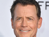 Greg Kinnear