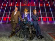 Dara Ó Briain and Angela Scanlon pose with Sir Killalot