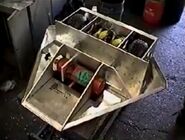 LightningInsides2002.jpg (149 KB) The insides of Lightning in 2002