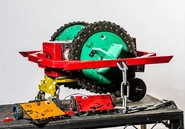 Nuts 2016.jpg (61 KB) Nuts (Series 8)