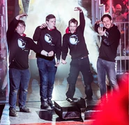 Draven enters the arena in Series 8