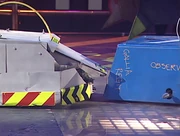 Haardvark reverses into Vercingetorix